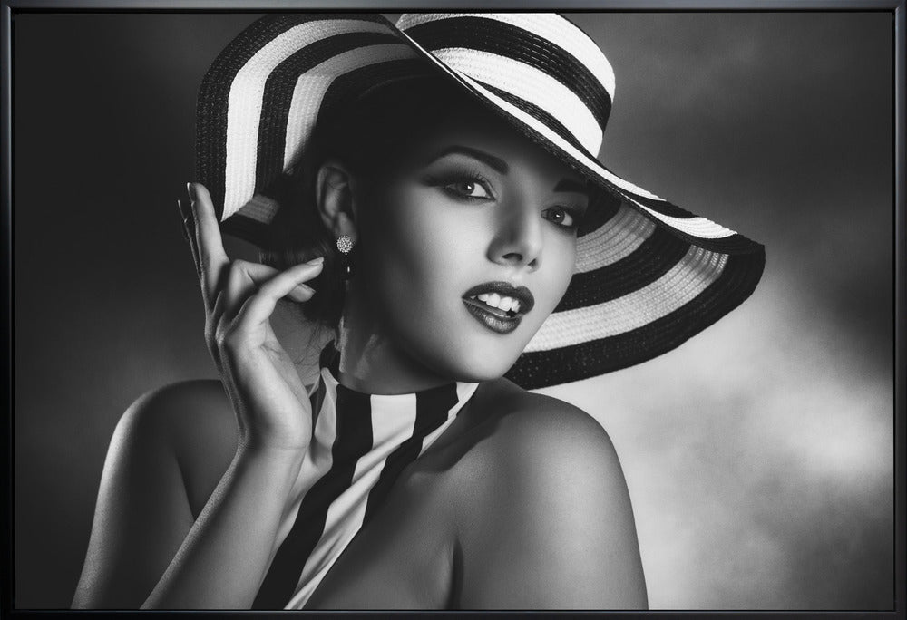 Artwork- Blackandwhite-20X16inches-In White Floating Frame