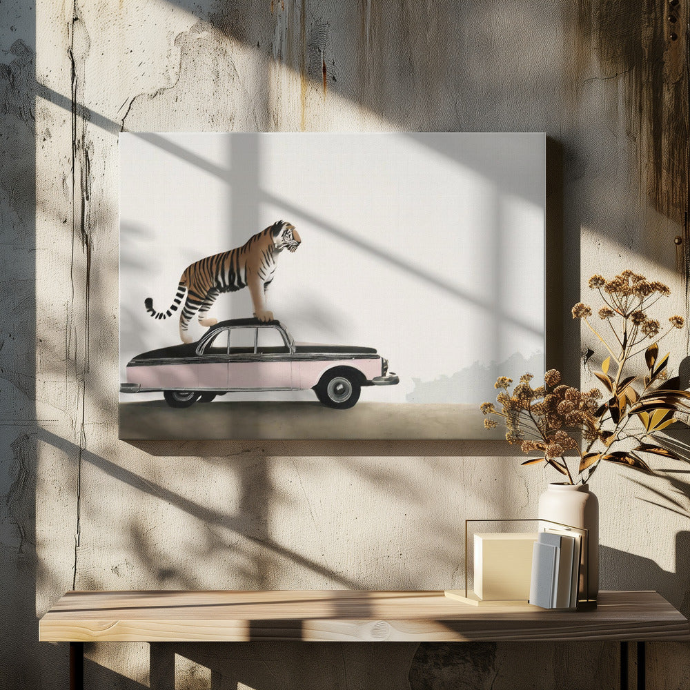 Wall art Tiger om a car roof