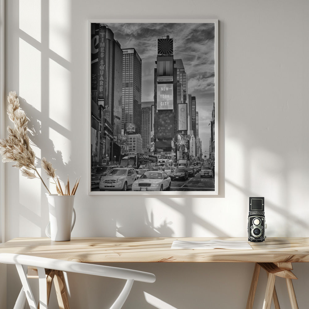 NEW YORK CITY Times Square - Monochrome Wall Artwork In White Floating Frame