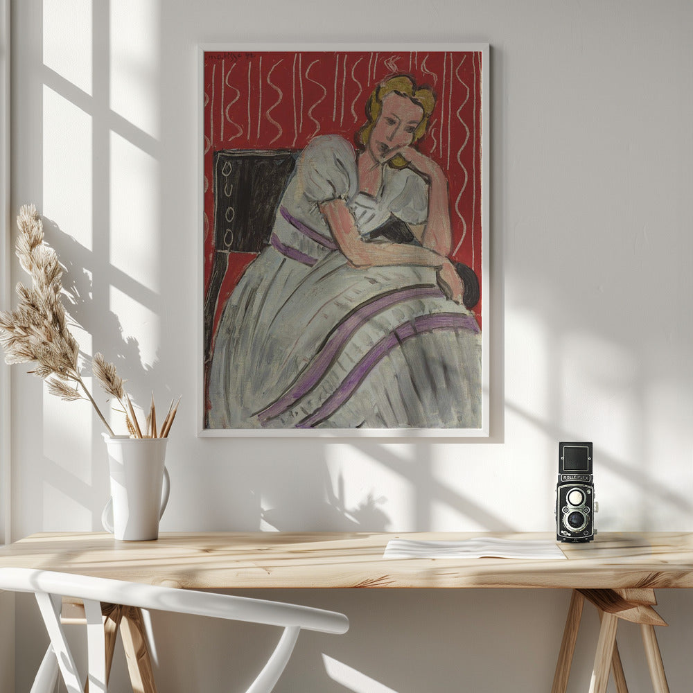 Artwork  Jeune Femme Assise En Robe Grise 24X36-inches