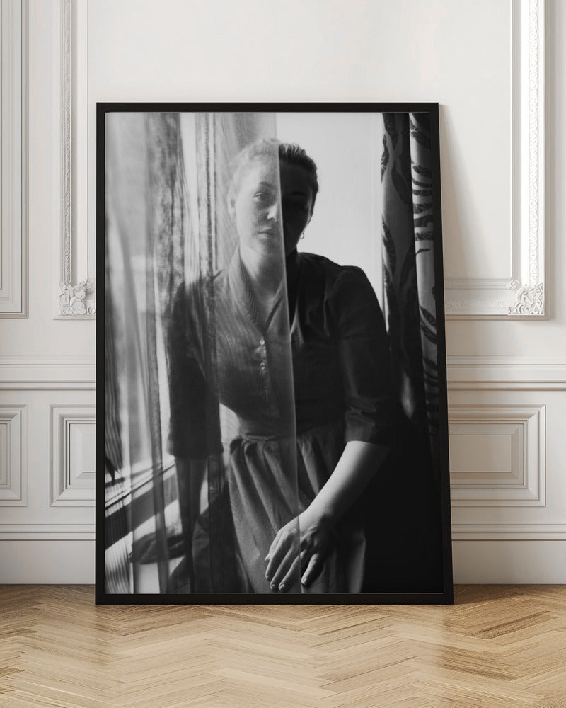 Artwork- Anastasia-24X36inches-In White Floating Frame