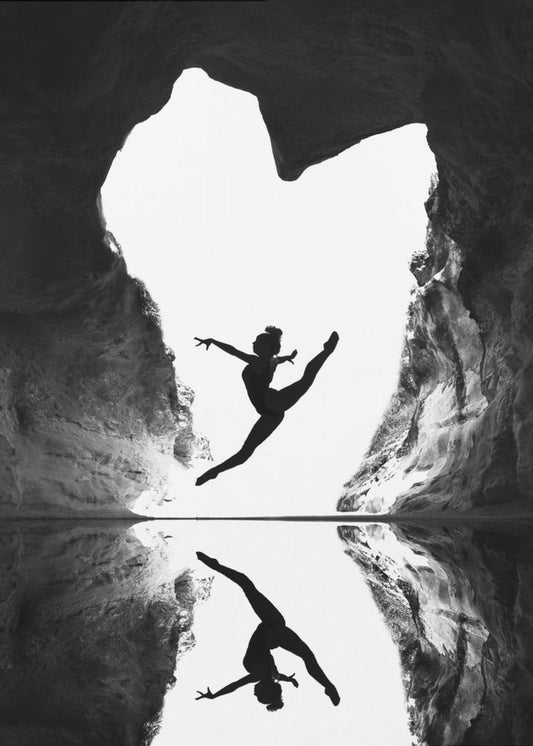 A beating heart- Wall Artwork In Black Floating Frame