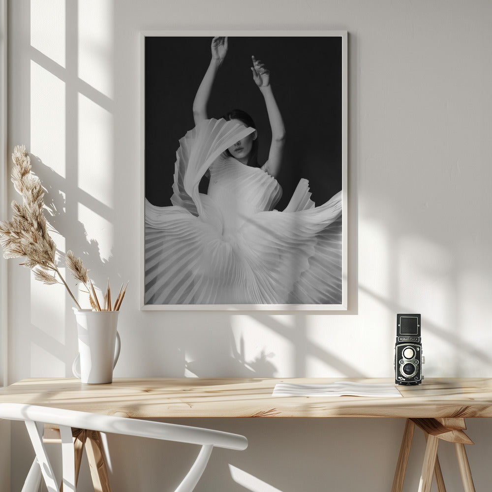  Amadeus Wall Artwork In White Floating Frame