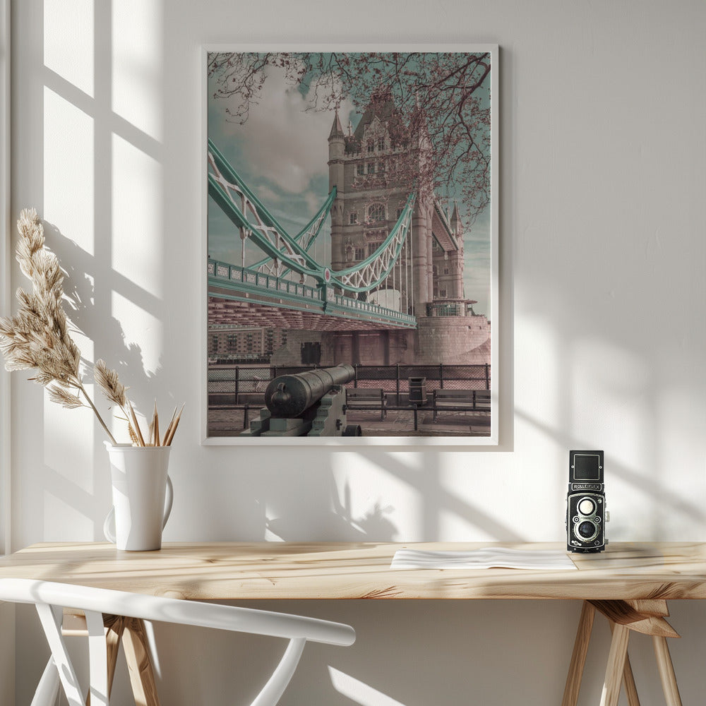  LONDON Tower Bridge in Detail | urban vintage style Wall Artwork In White Floating Frame