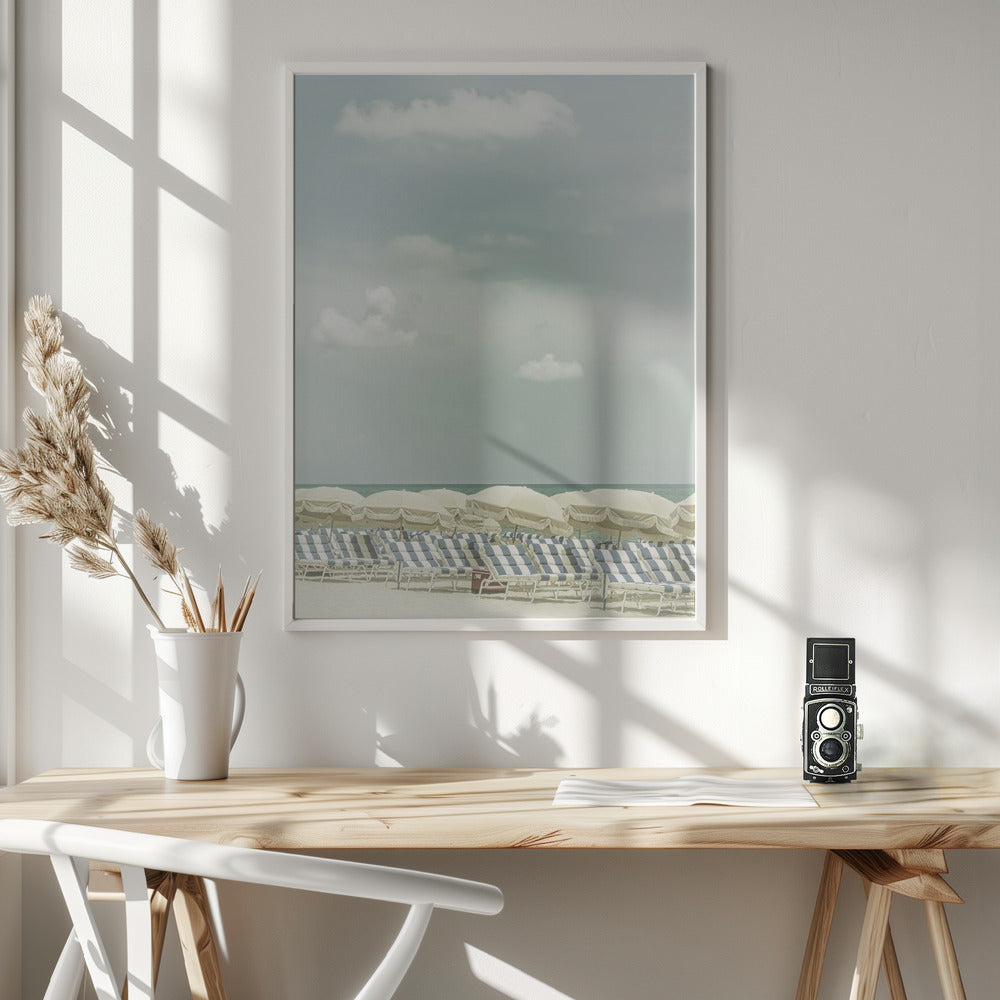  Vintage beach scene Wall Artwork In White Floating Frame