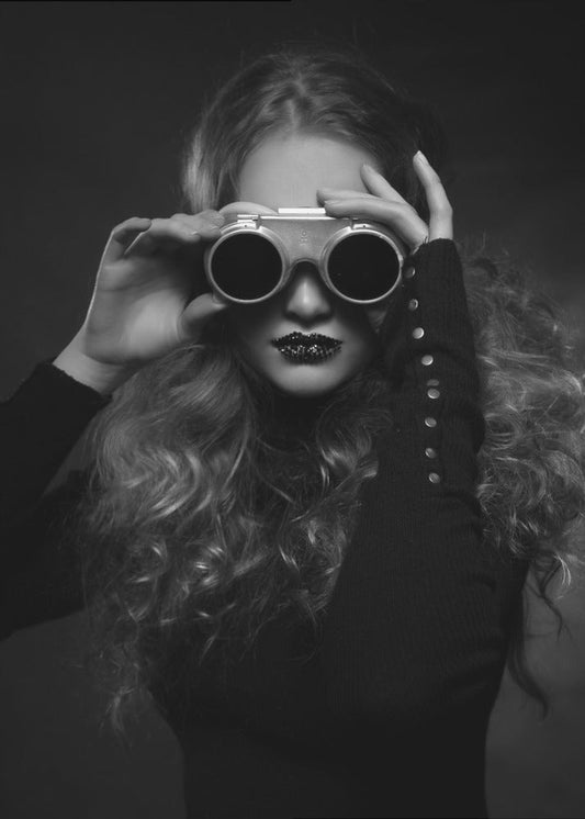 Artwork- VIKI-16X20inches-In Black Floating Frame