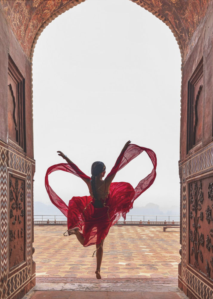 Taj Mahal's Heart- Wall Artwork In Black Floating Frame