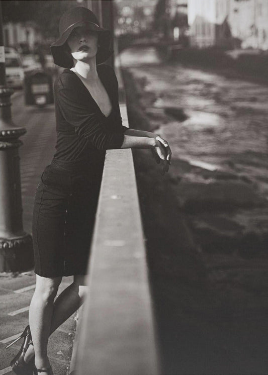 Artwork- Mela-16X20inches-In Black Floating Frame