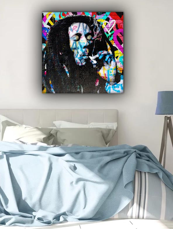 sample wall art bob marley over bed